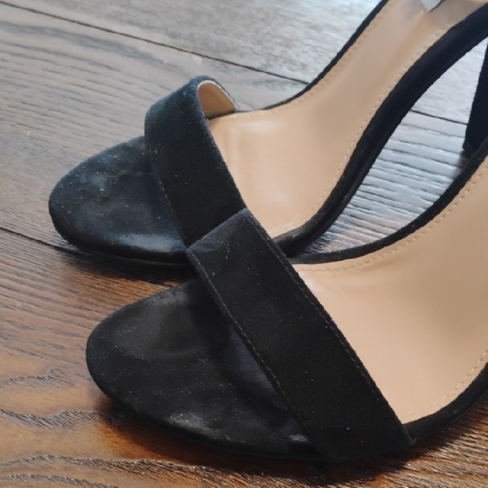 {$20 BUNDLED} STEVE MADDEN Black Leather Suede Ankle Strapped Block Heel Sandals - Picture 2 of 11